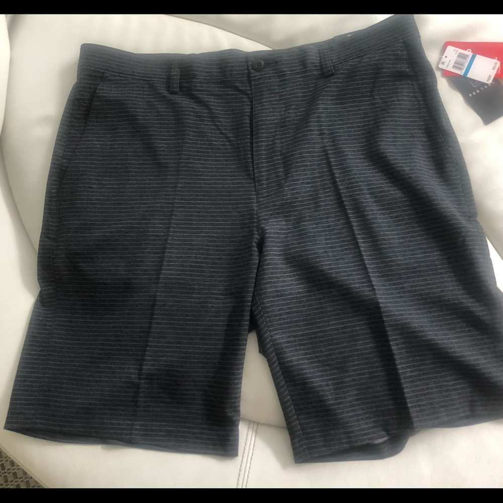 PGA Tour Men’s Black w/ White Stripe Golf Shorts